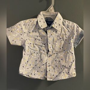 Perry Ellis Boy | Blue button down shirt with hearts | Size 24 Months # 1975